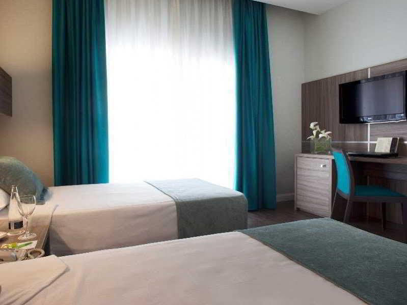 Hotel Serrano Madrid Esterno foto